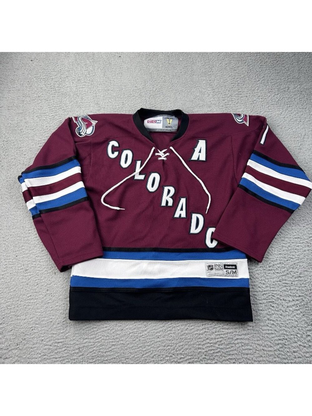 Colorado Avalanche CCM Vintage Hockey Jersey Forsberg Size S/M #21